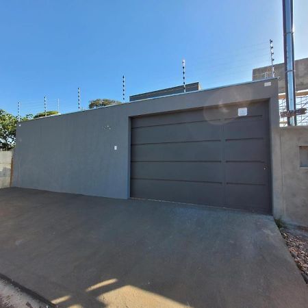 Apartamento Confortavel Para Ate 6 Pessoas, Sao 10 Unidades, Excelente Custo Beneficio Убераба Экстерьер фото